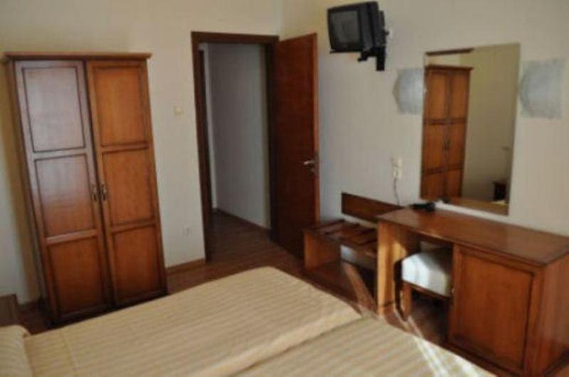 Hotel Nefeli Kavala Zimmer foto